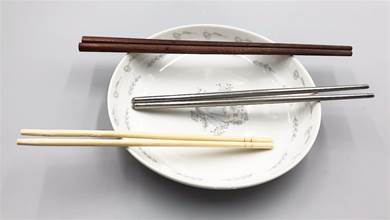 過來人忠告： 這4種筷子千萬不要買，買了也不要用，可能你家就有，快回家扔掉